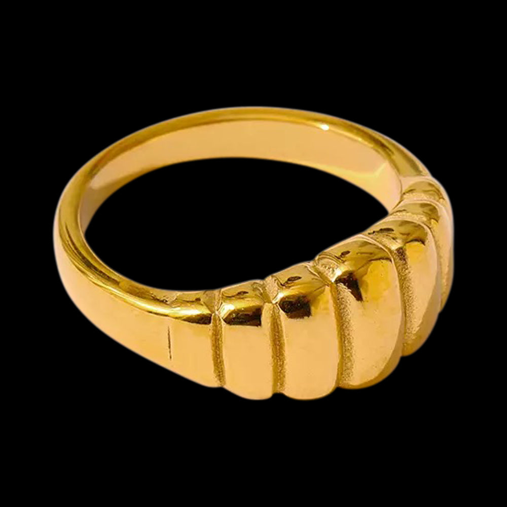 Croissant Ring